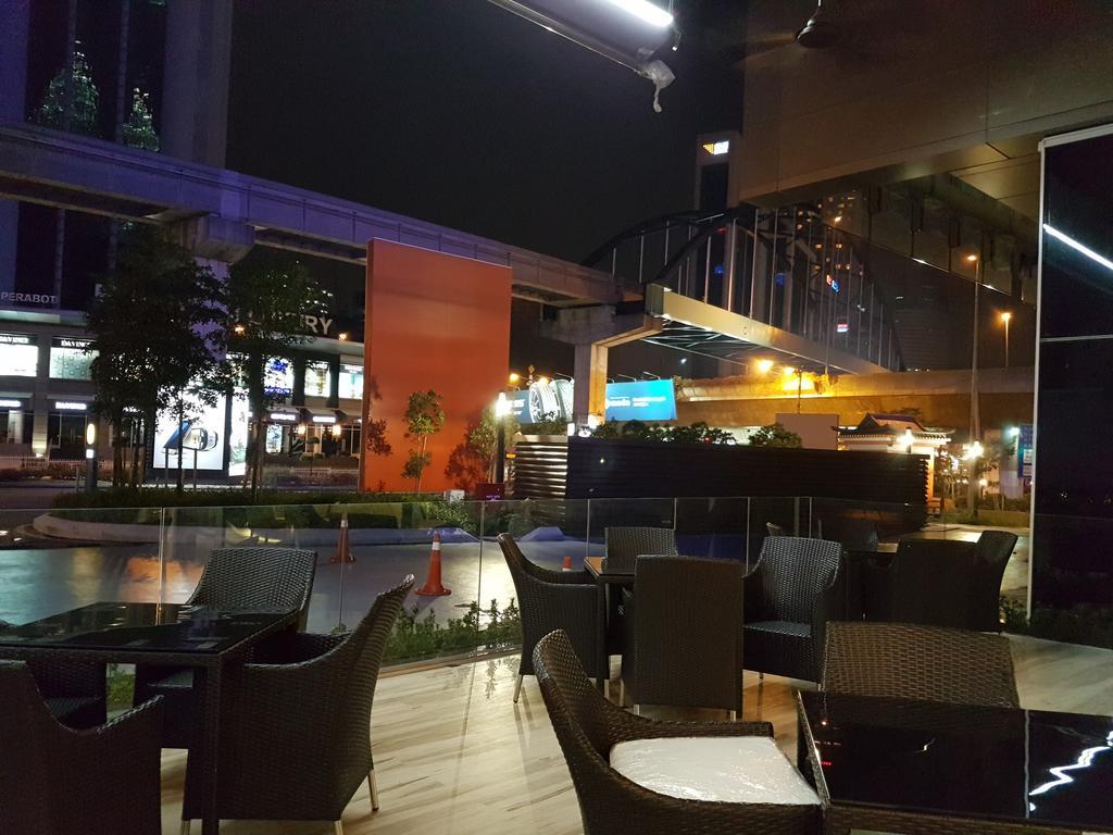 Altabia Suites At Times Squarer Куала Лумпур Екстериор снимка